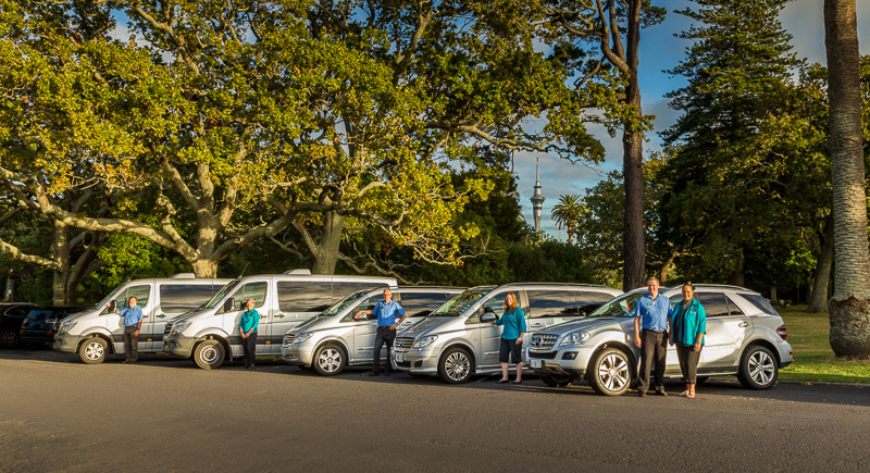 Auckland Luxury Tours in Mercedes Viano Exclusive